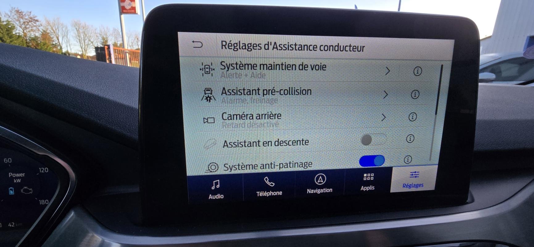 Ford Kuga - Photo 18