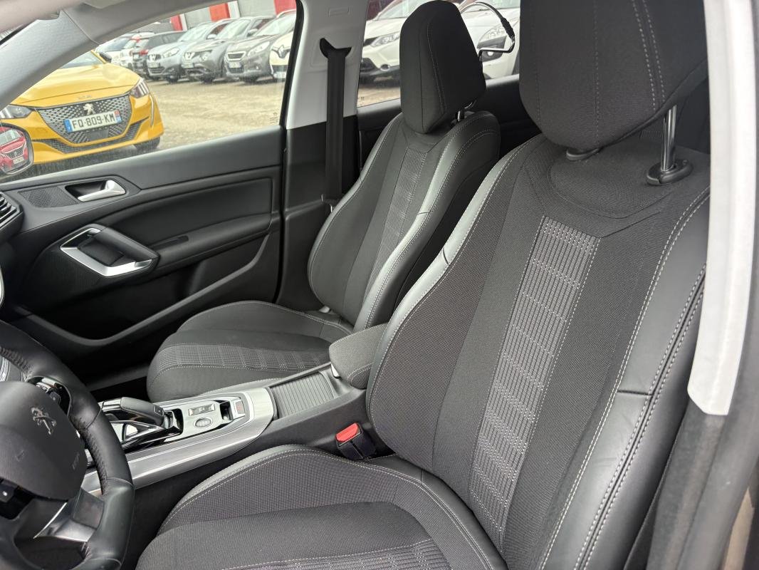 Peugeot 308 SW - Photo 8