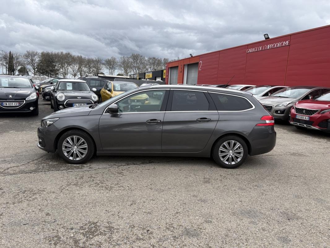 Peugeot 308 SW - Photo 3