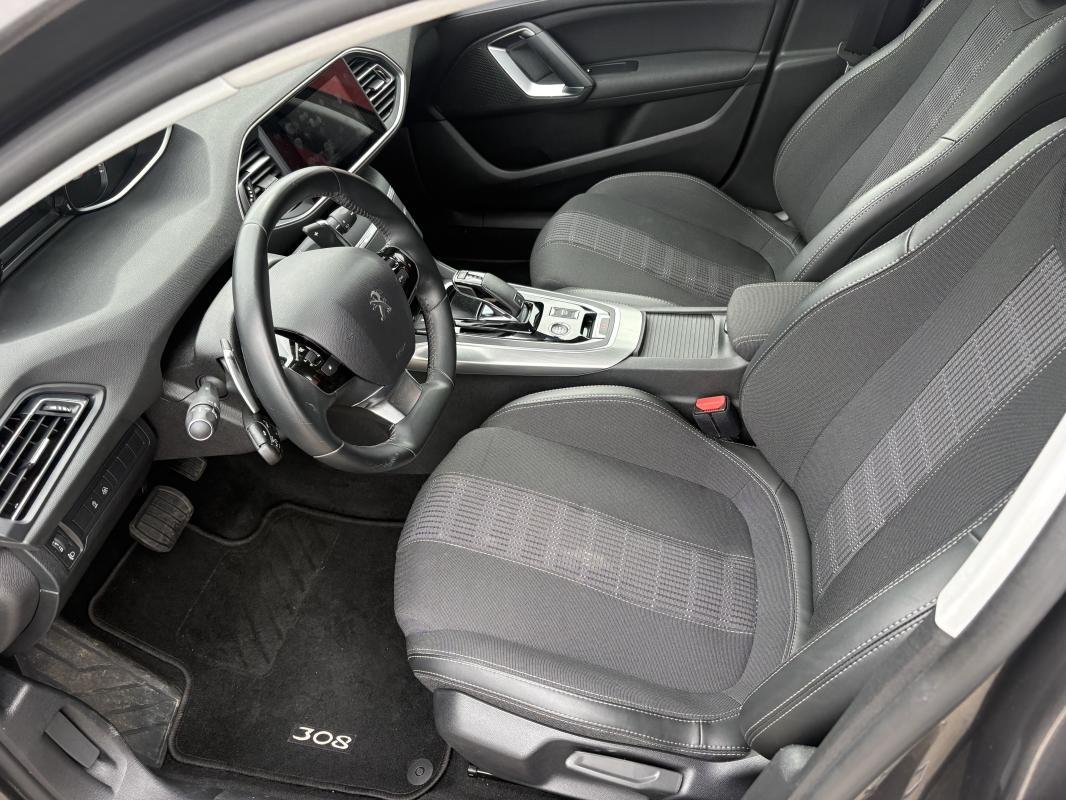 Peugeot 308 SW - Photo 7
