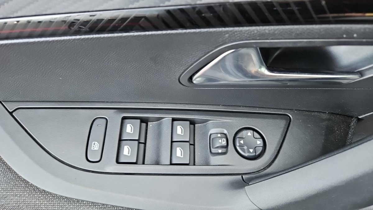 Peugeot 2008 - Photo 23