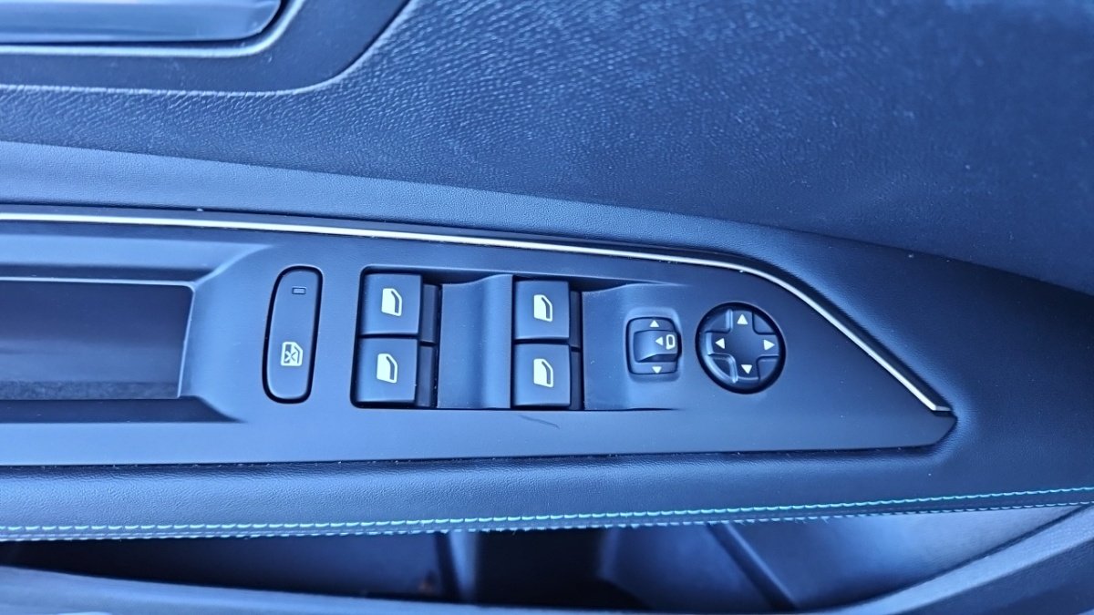 Peugeot 3008 - Photo 25