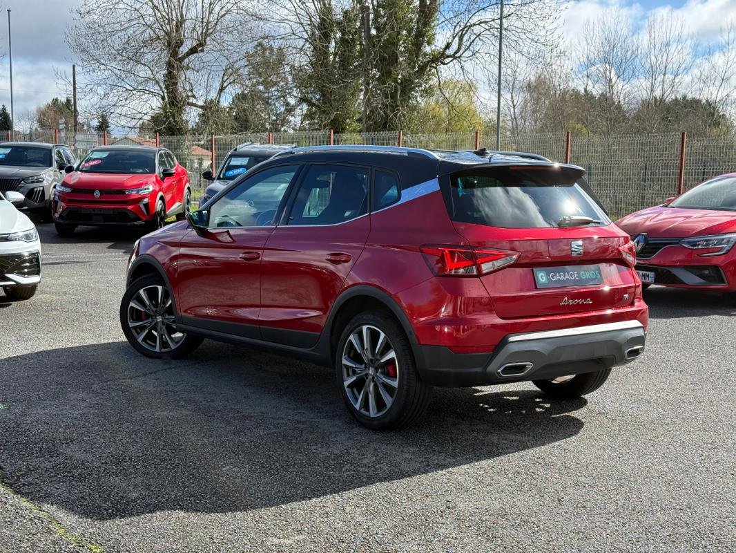 Seat Arona - Photo 2