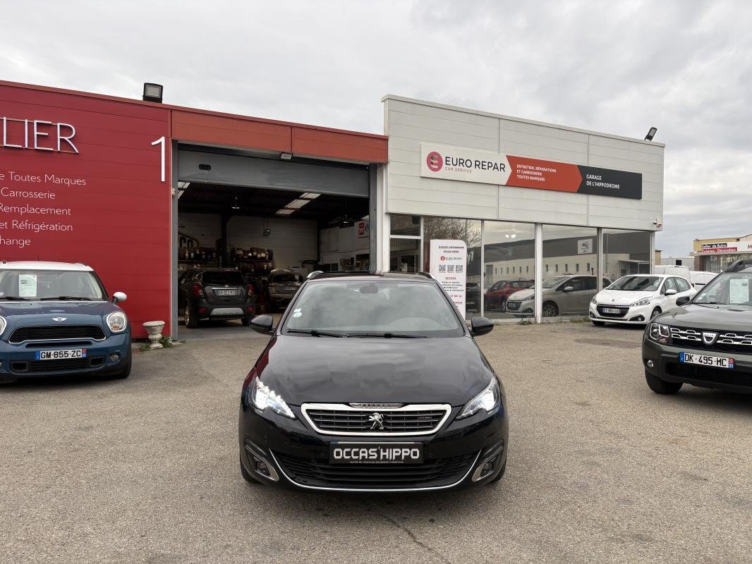 Peugeot 308 SW - Photo 1