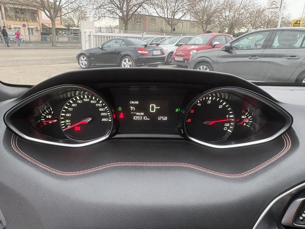 Peugeot 308 SW - Photo 15