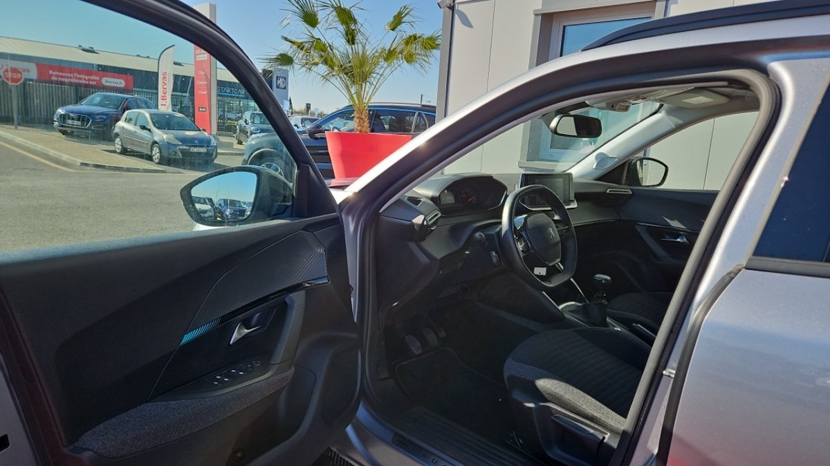 Peugeot 2008 - Photo 12