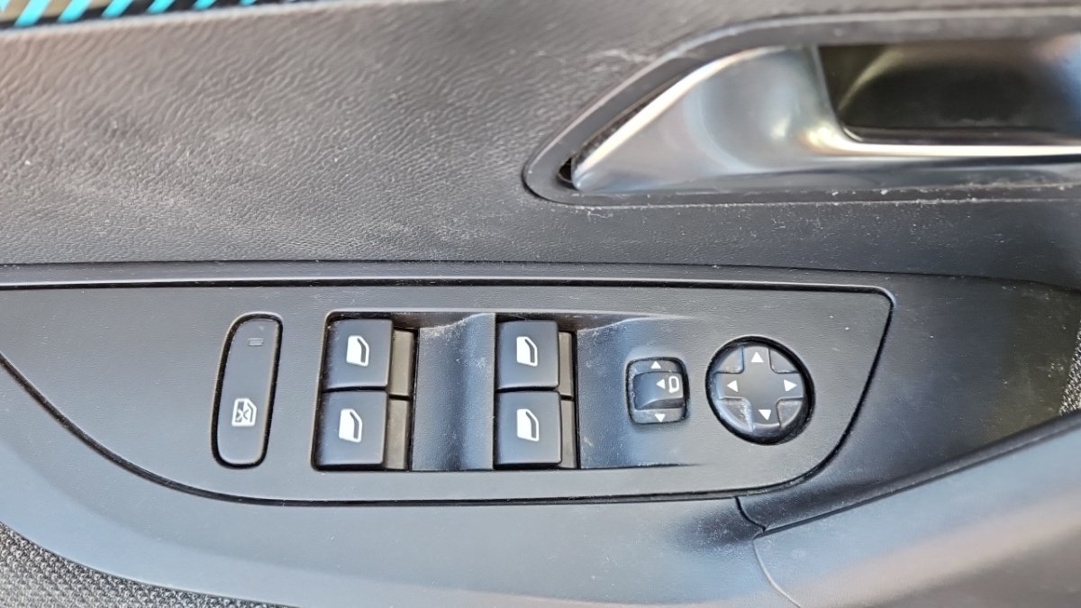 Peugeot 2008 - Photo 23