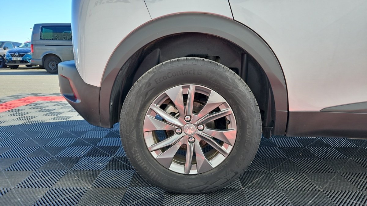 Peugeot 2008 - Photo 8