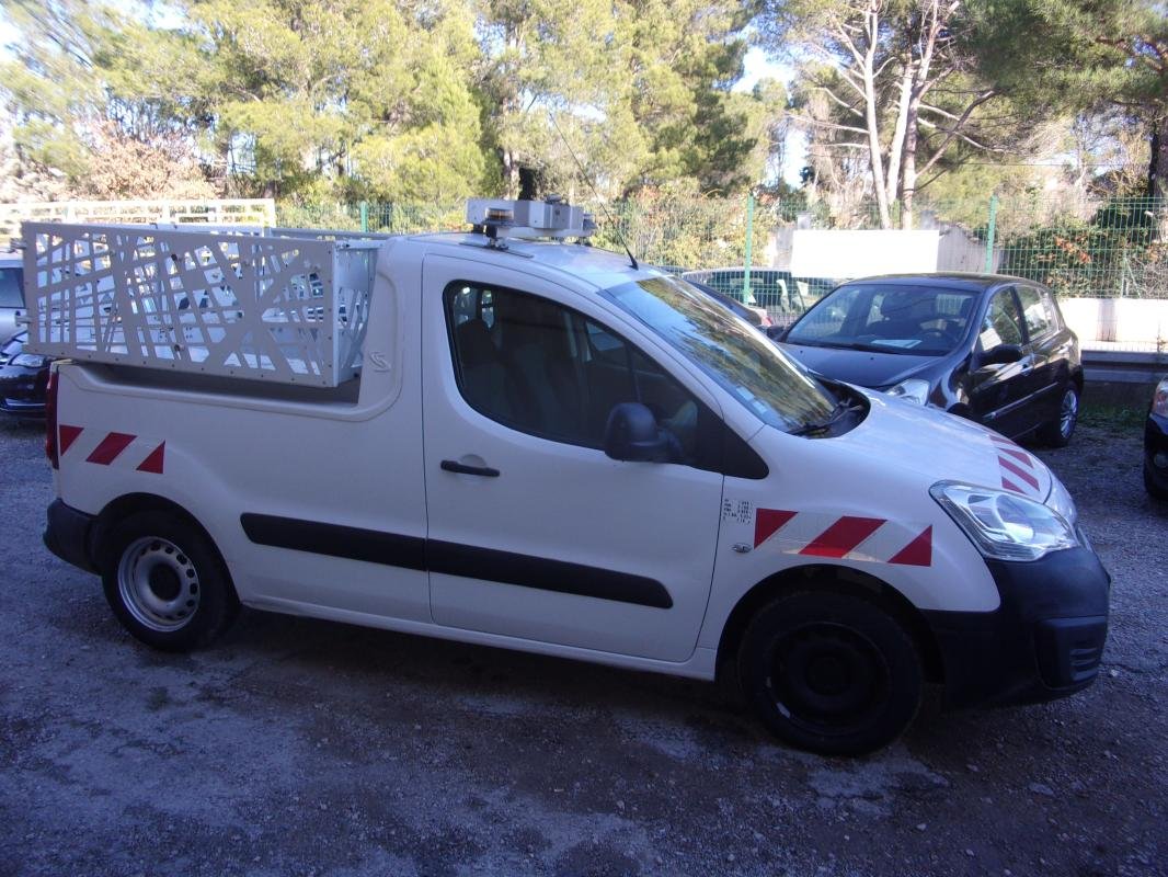 Peugeot Partner - Photo 9