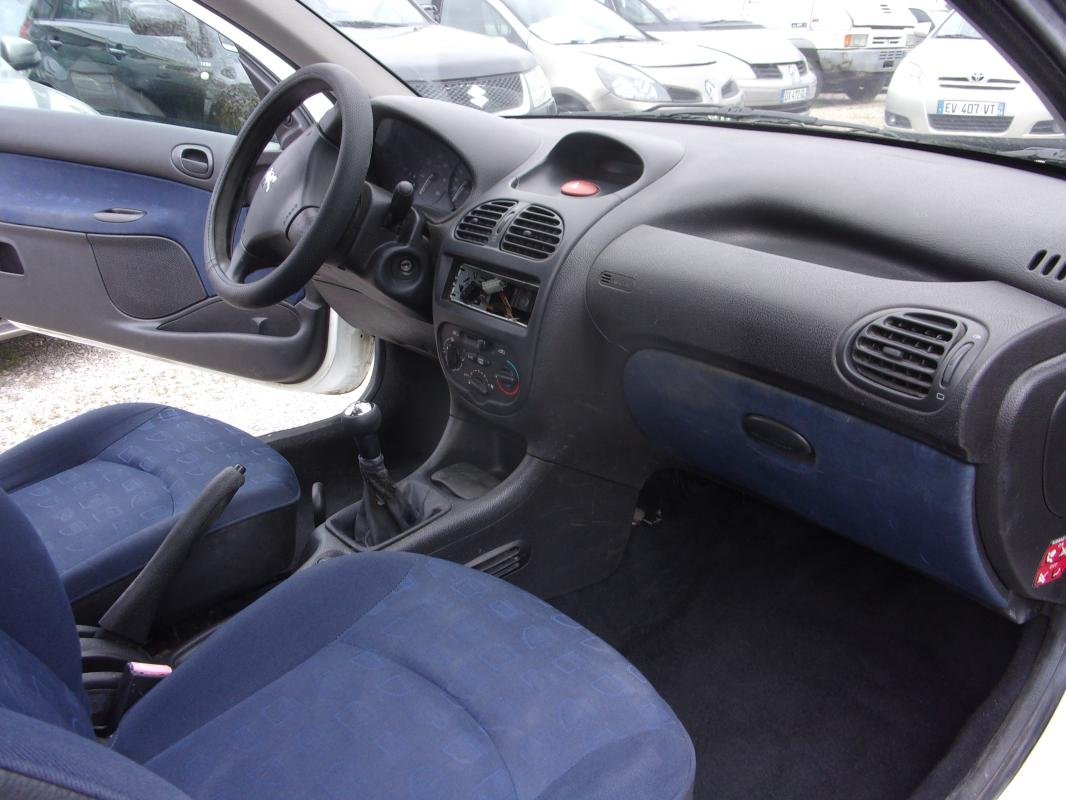 Peugeot 206 - Photo 4
