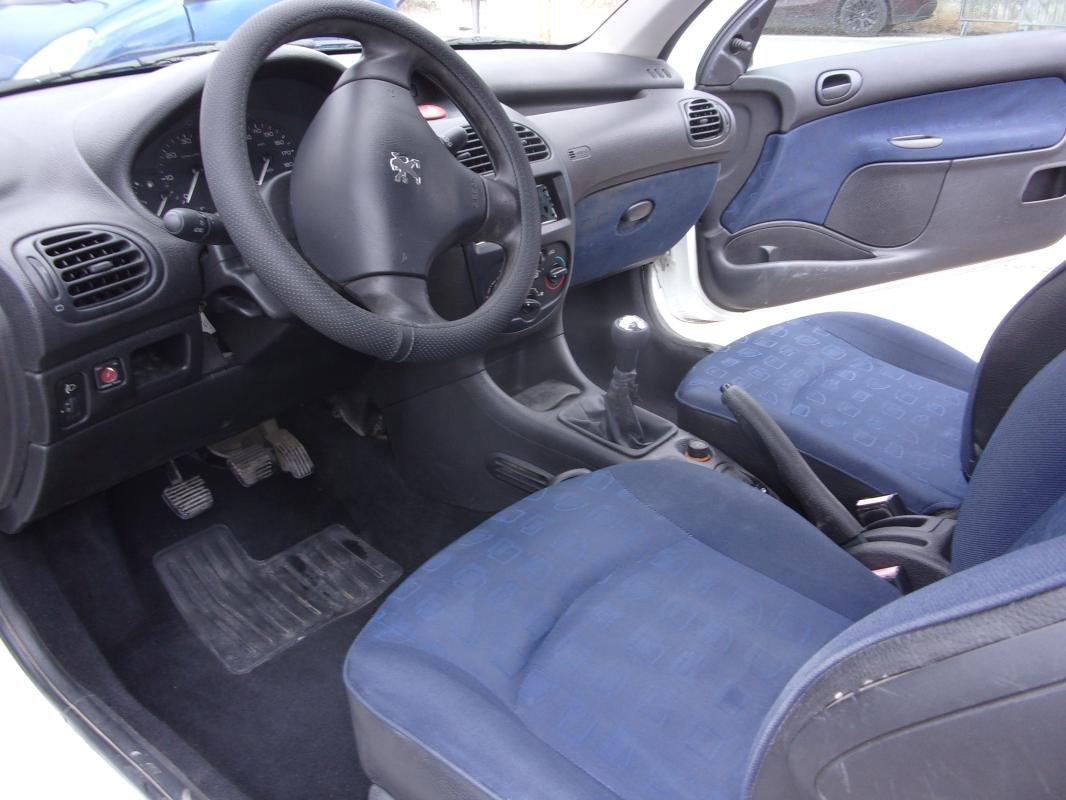 Peugeot 206 - Photo 6