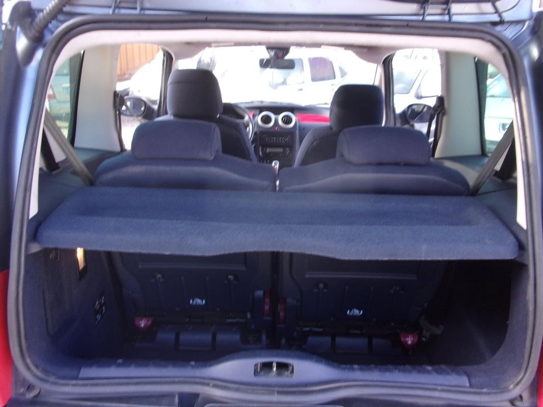 Peugeot 1007 - Photo 6