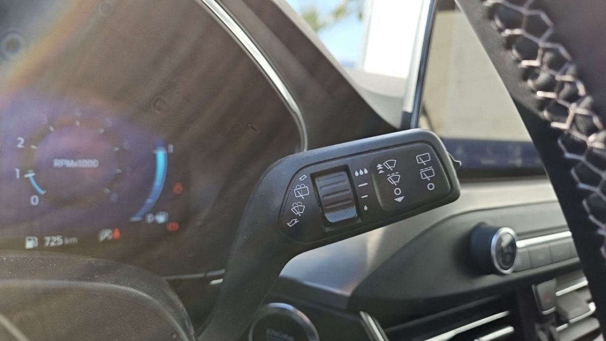 Ford Focus - Photo 21