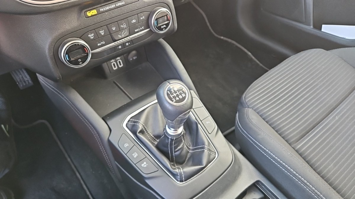 Ford Focus - Photo 25