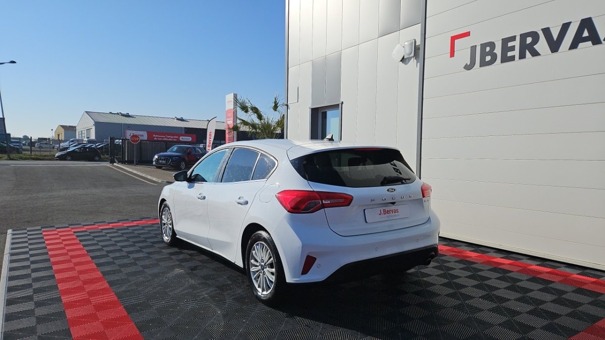 Ford Focus - Photo 3