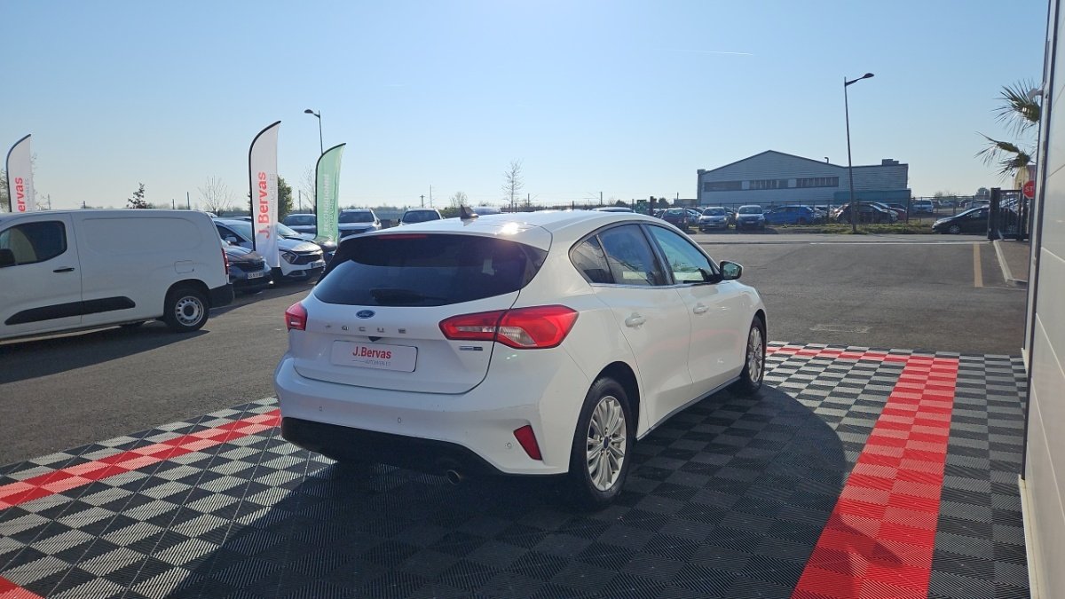 Ford Focus - Photo 5
