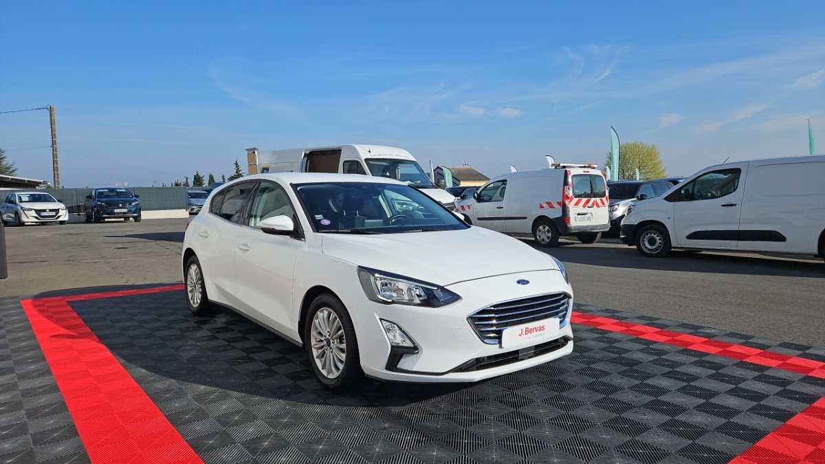 Ford Focus - Photo 6