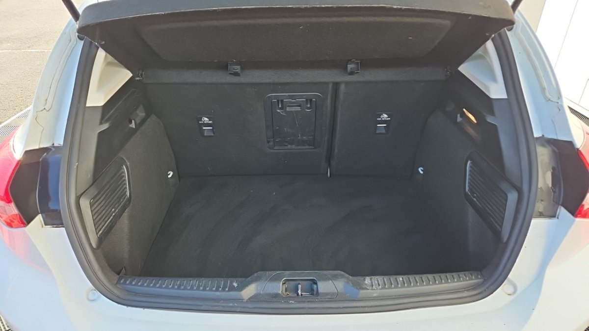 Ford Focus - Photo 9