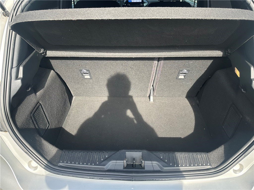 Ford Fiesta - Photo 10