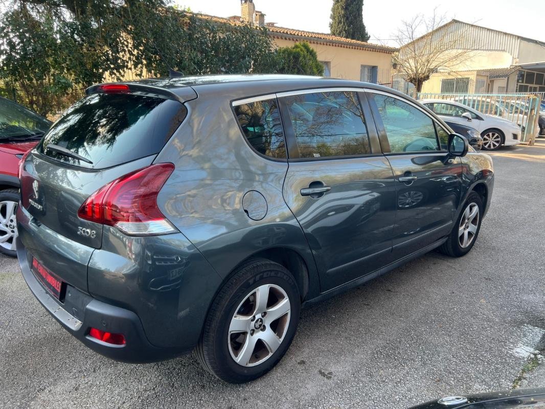 Peugeot 3008 - Photo 3