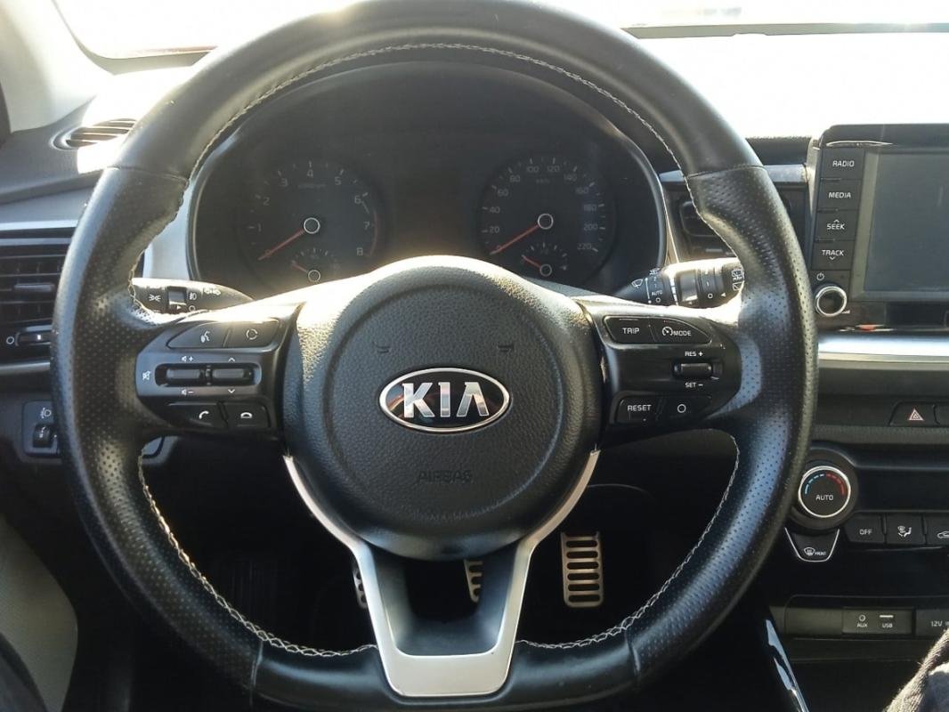 Kia Stonic - Photo 12