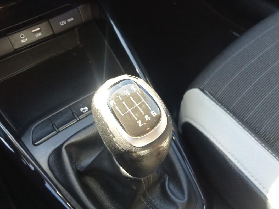 Kia Stonic - Photo 28
