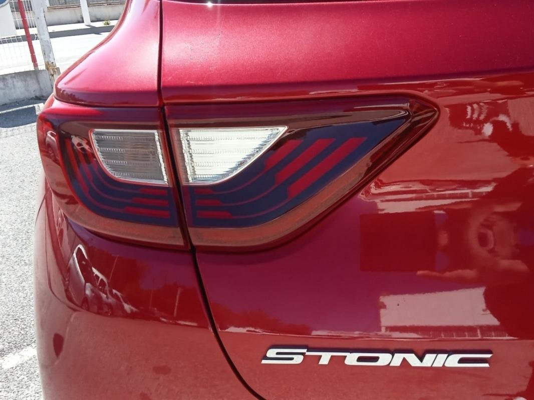 Kia Stonic - Photo 33