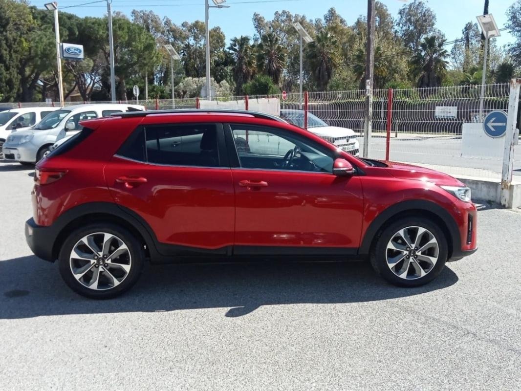 Kia Stonic - Photo 48