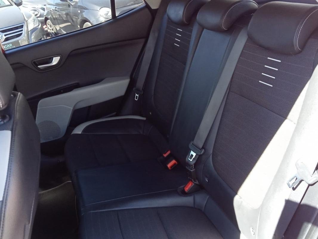 Kia Stonic - Photo 10