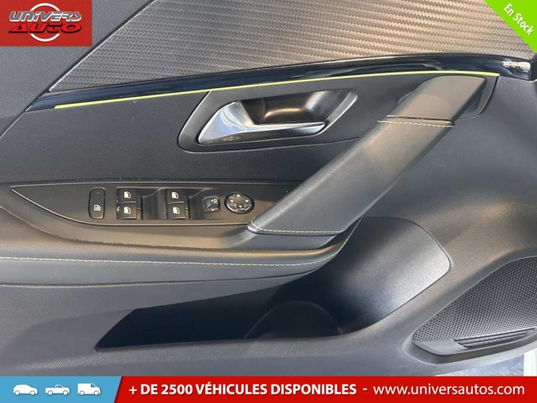 Peugeot 208 - Photo 12