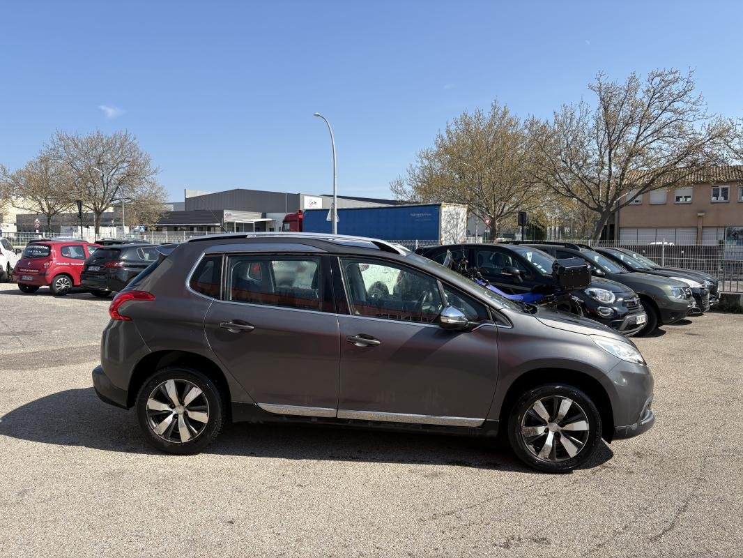 Peugeot 2008 - Photo 7