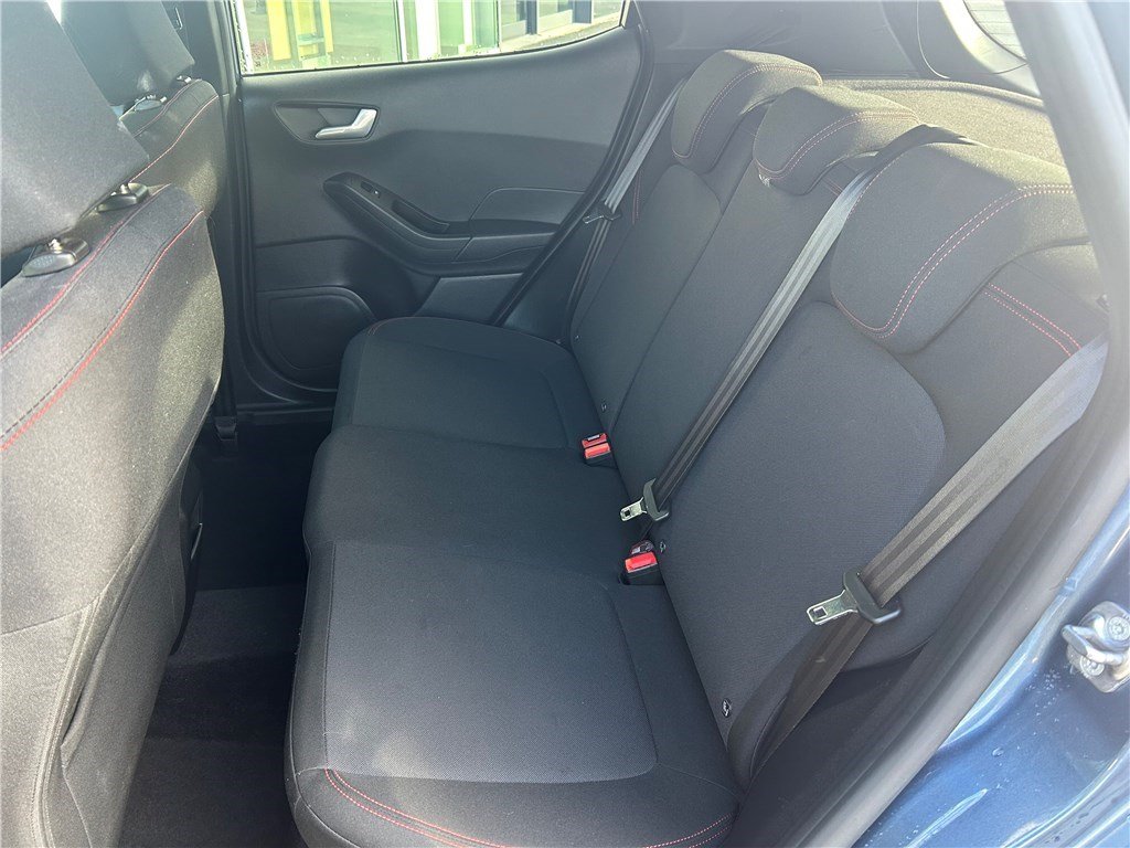 Ford Fiesta - Photo 11