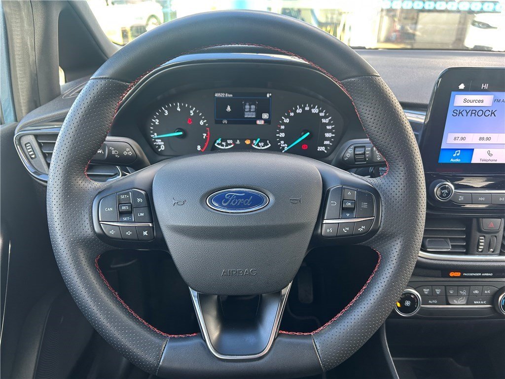 Ford Fiesta - Photo 14