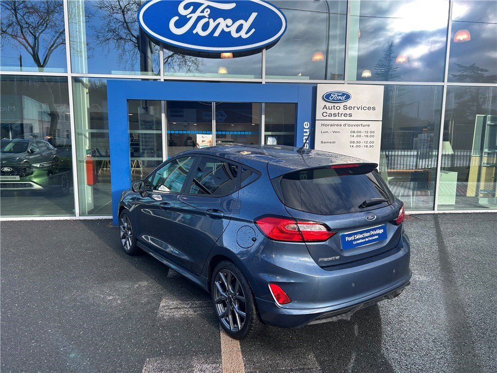 Ford Fiesta - Photo 4