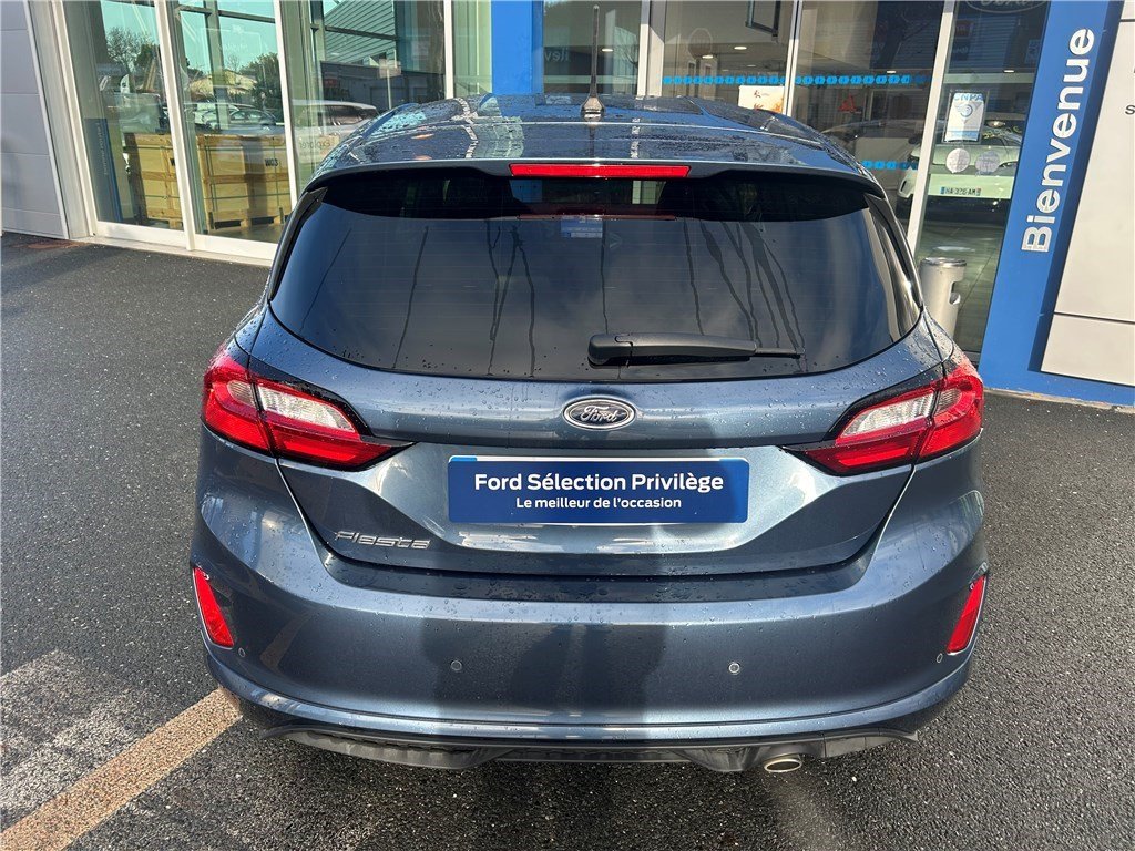Ford Fiesta - Photo 5