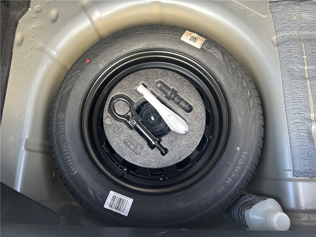 Ford Fiesta - Photo 10