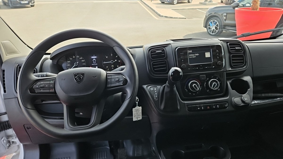 Peugeot Boxer - Photo 14