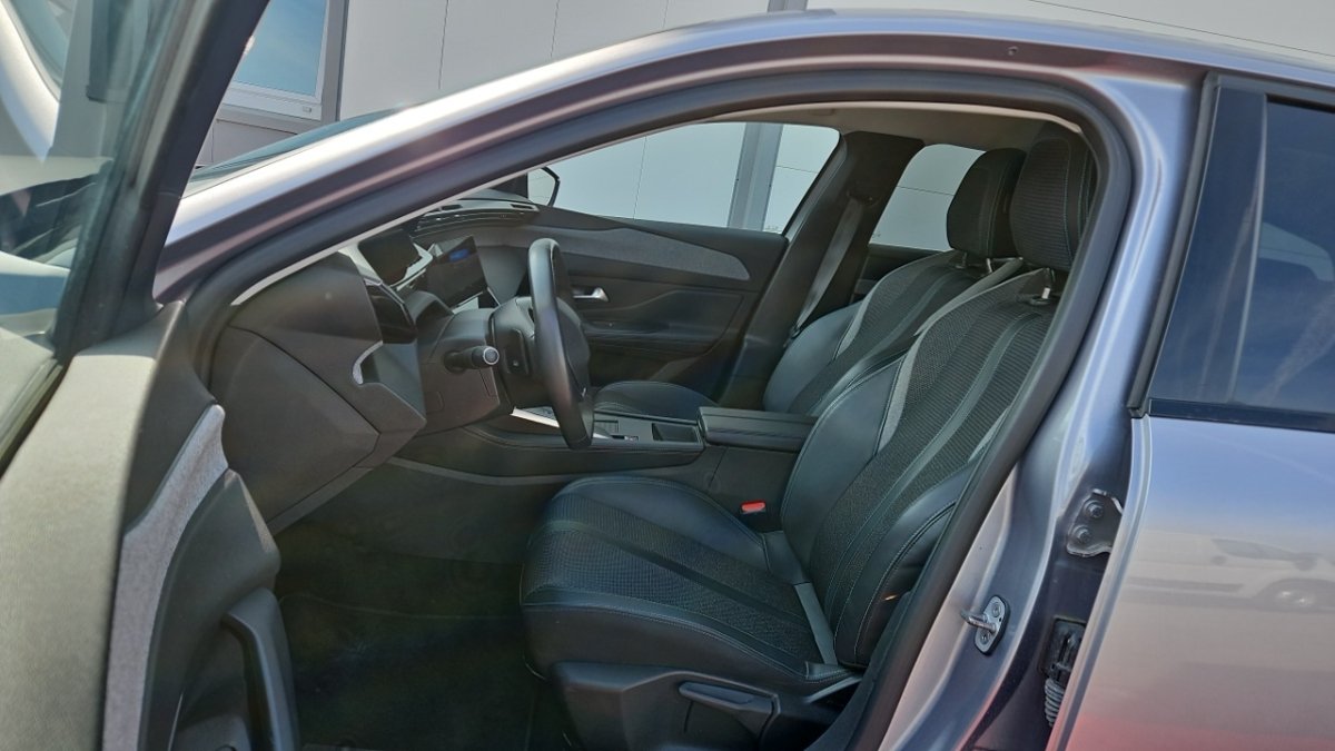 Peugeot 308 SW - Photo 13
