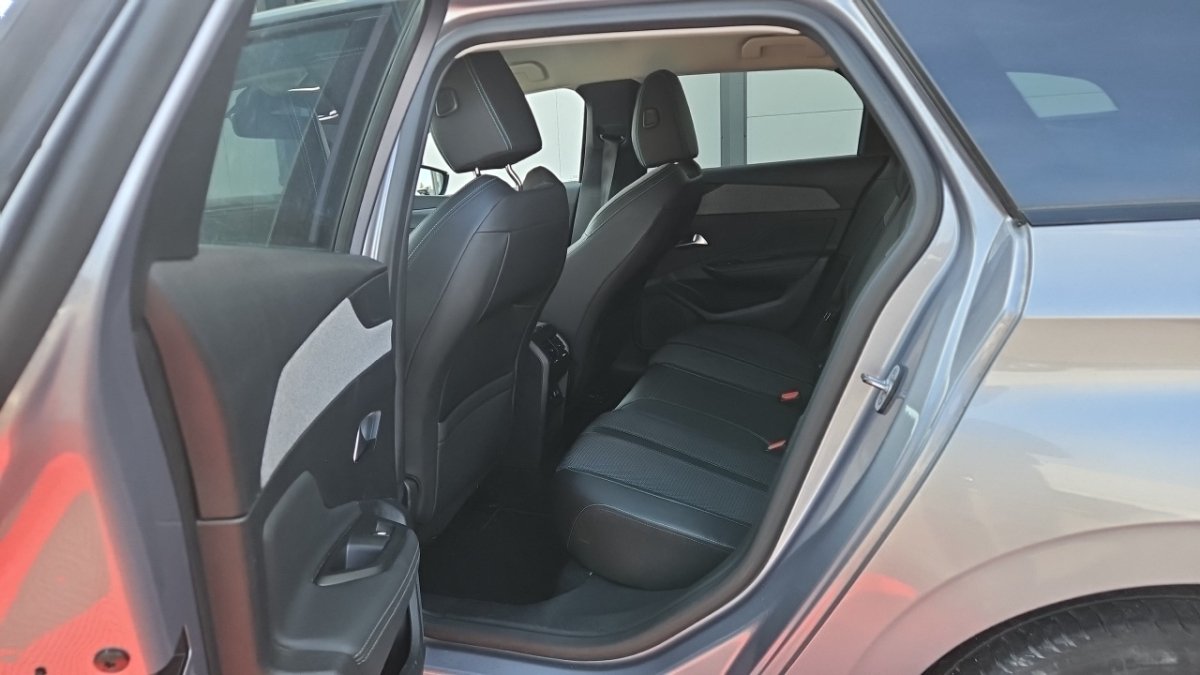 Peugeot 308 SW - Photo 10