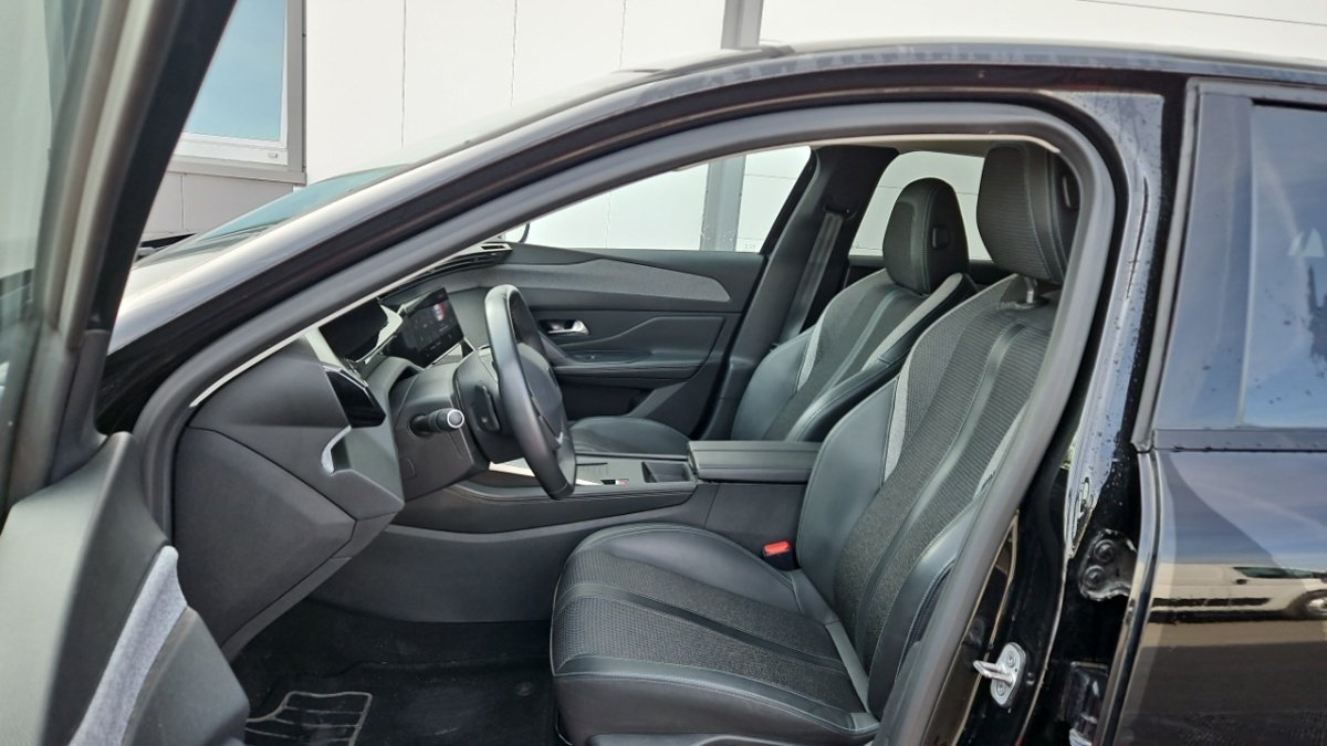 Peugeot 308 SW - Photo 13