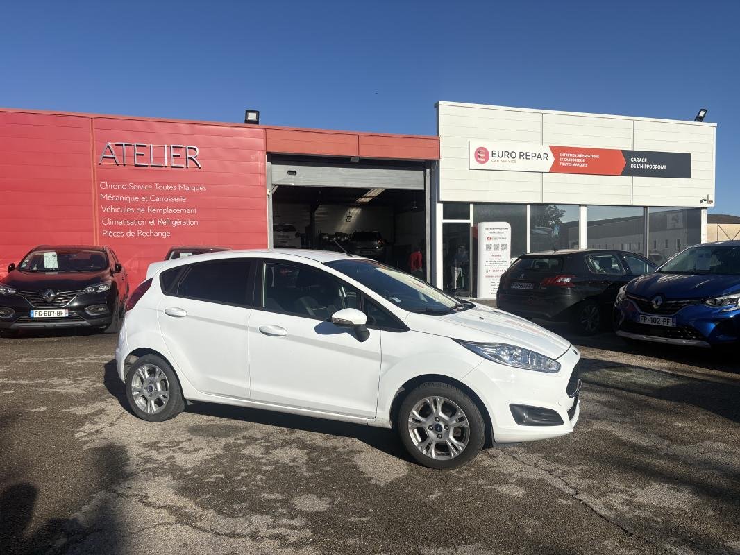 Ford Fiesta - Photo 3