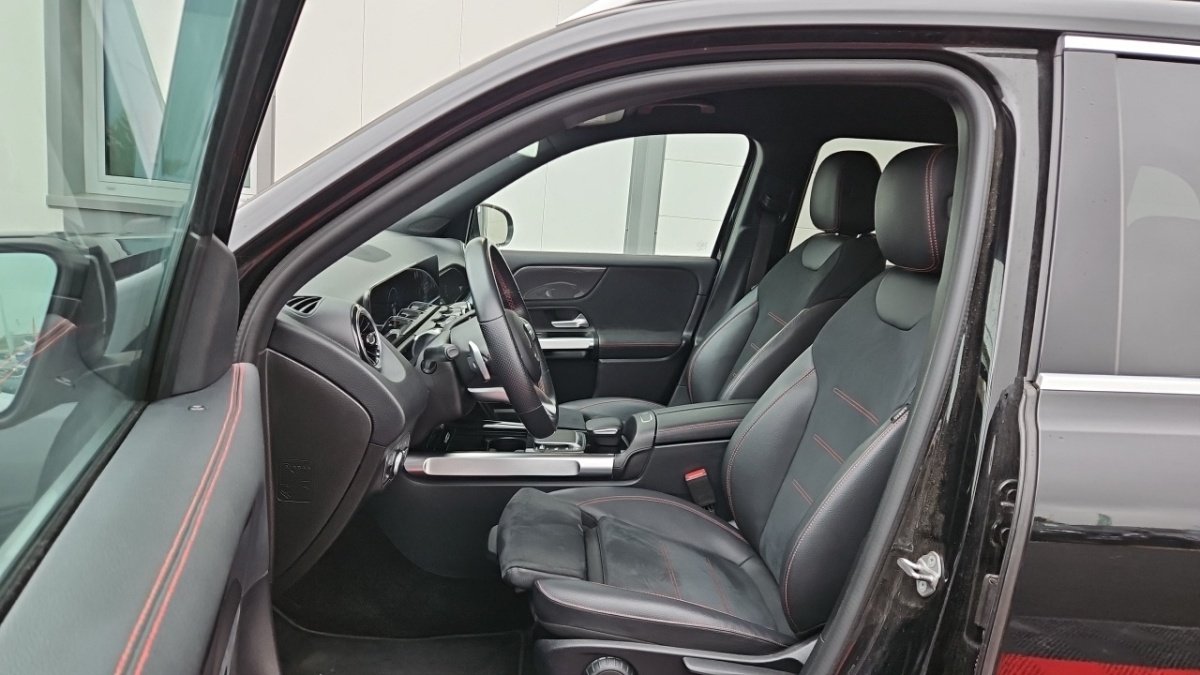 Mercedes GLB - Photo 15