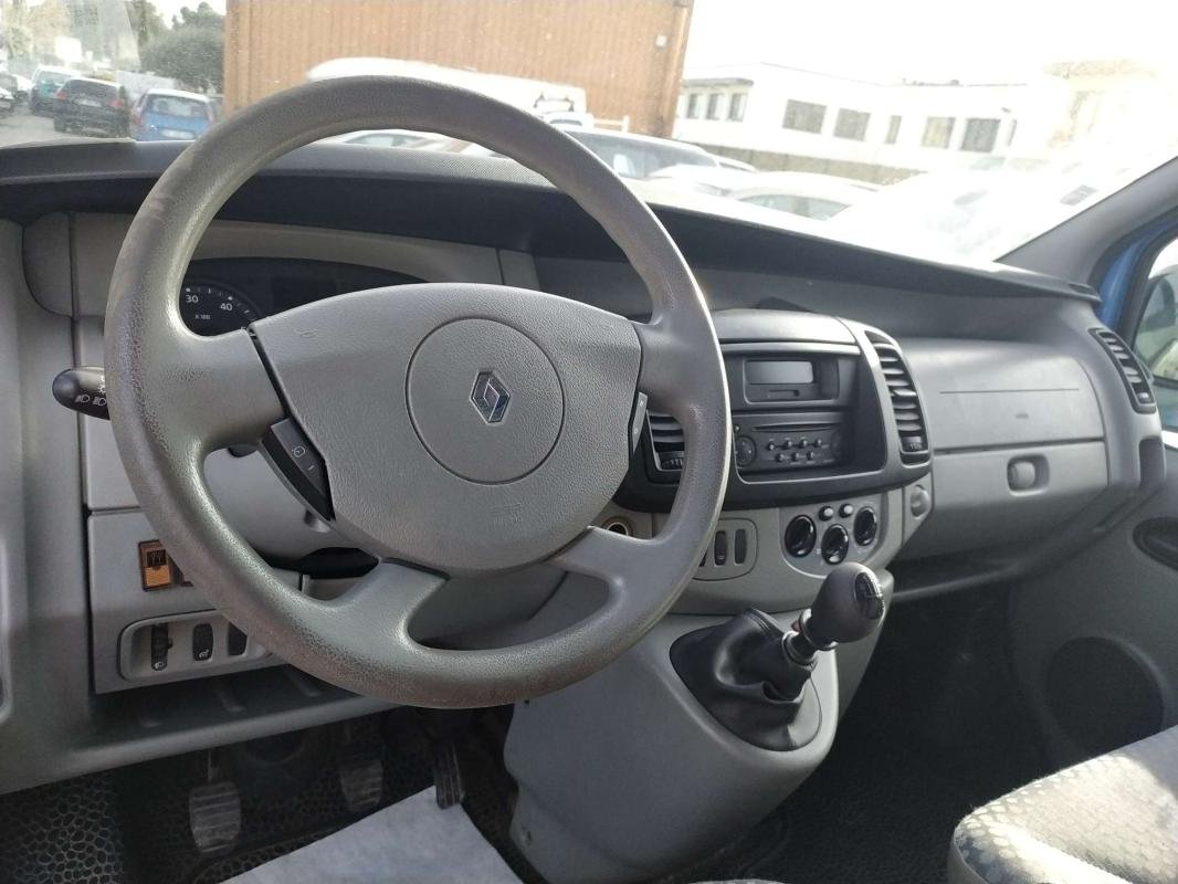 Renault Trafic - Photo 2