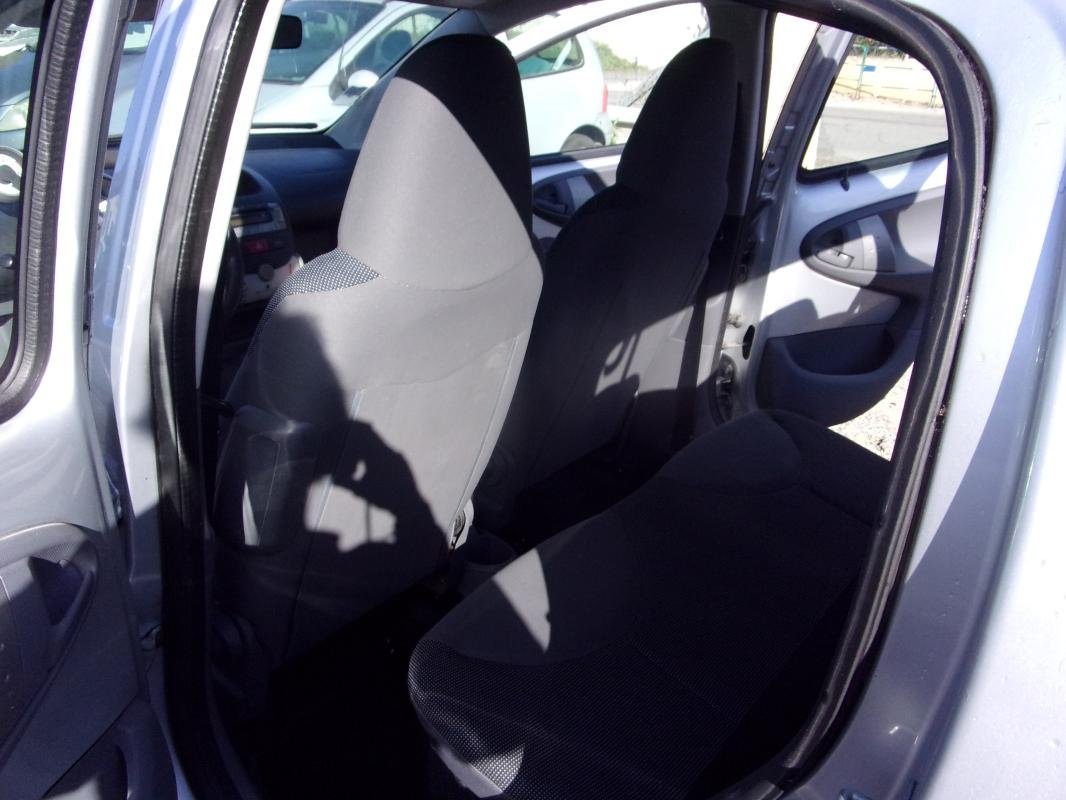 Peugeot 107 - Photo 11