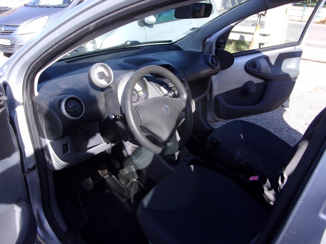 Peugeot 107 - Photo 12