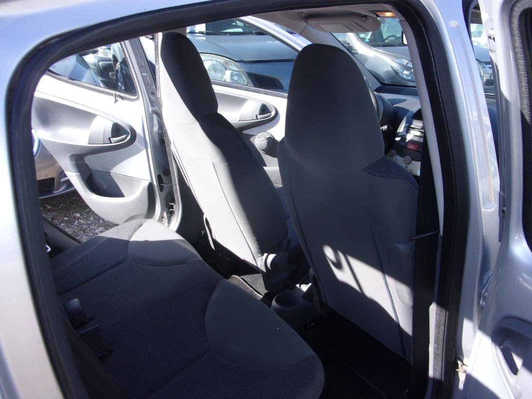 Peugeot 107 - Photo 5
