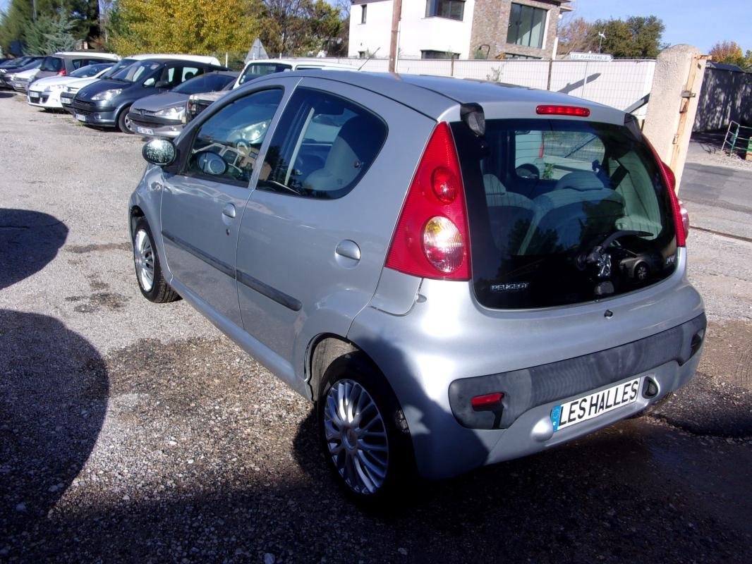 Peugeot 107 - Photo 9