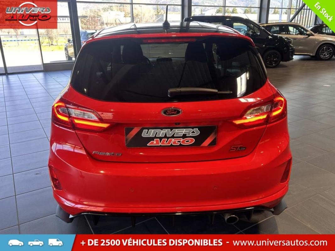 Ford Fiesta - Photo 5