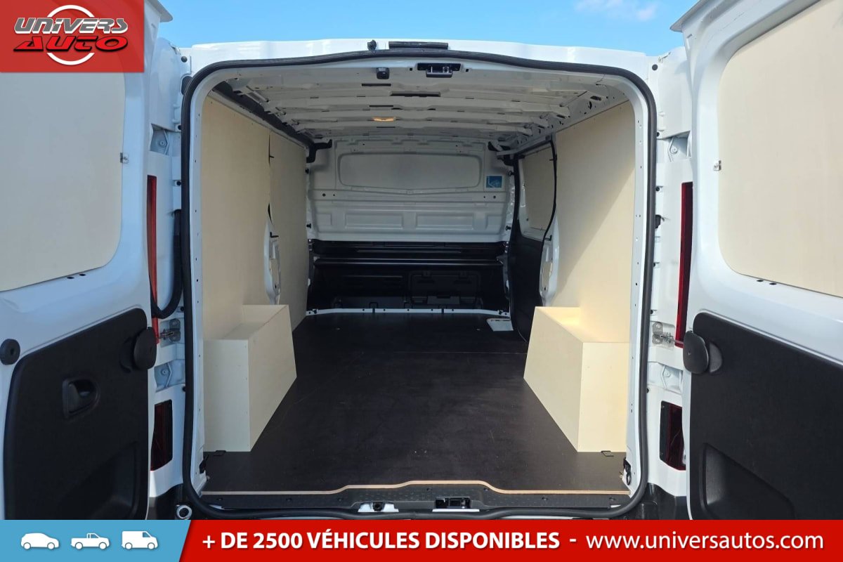 Nissan Primastar - Photo 11