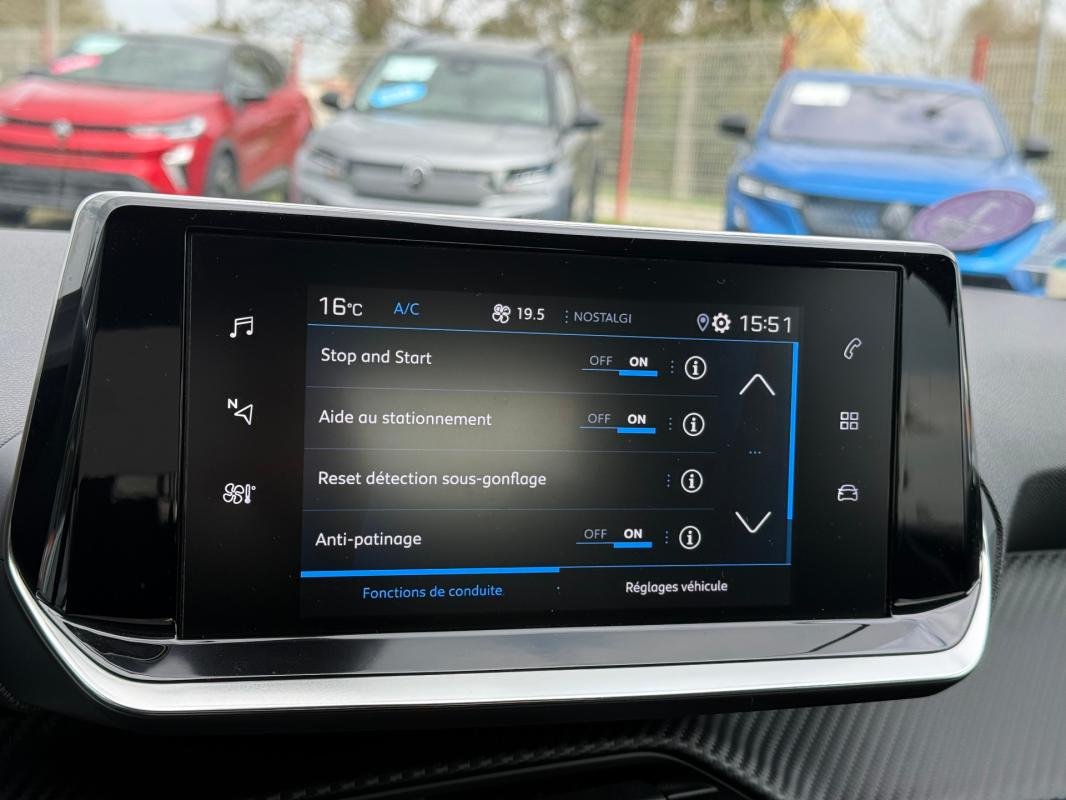 Peugeot 208 - Photo 19